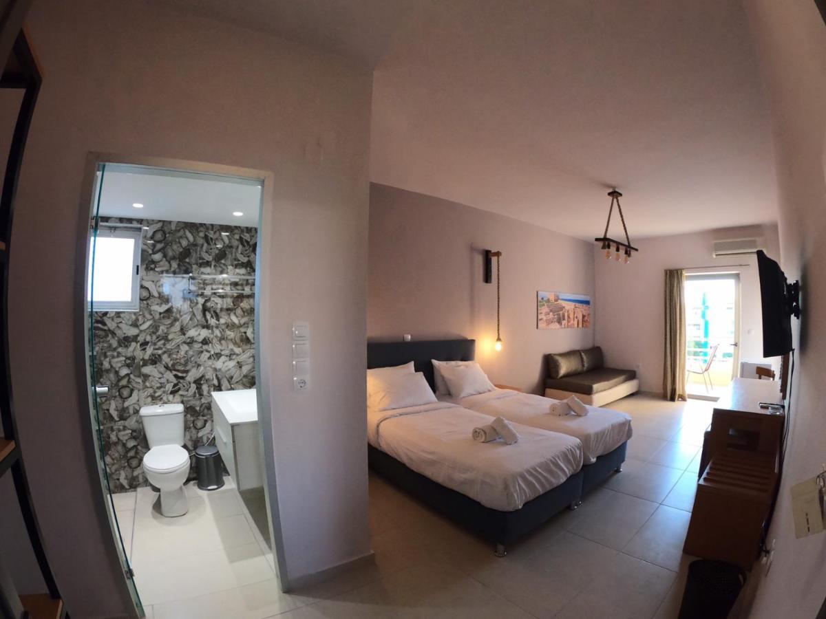 Dioni Hotel Adelianos Kampos Buitenkant foto