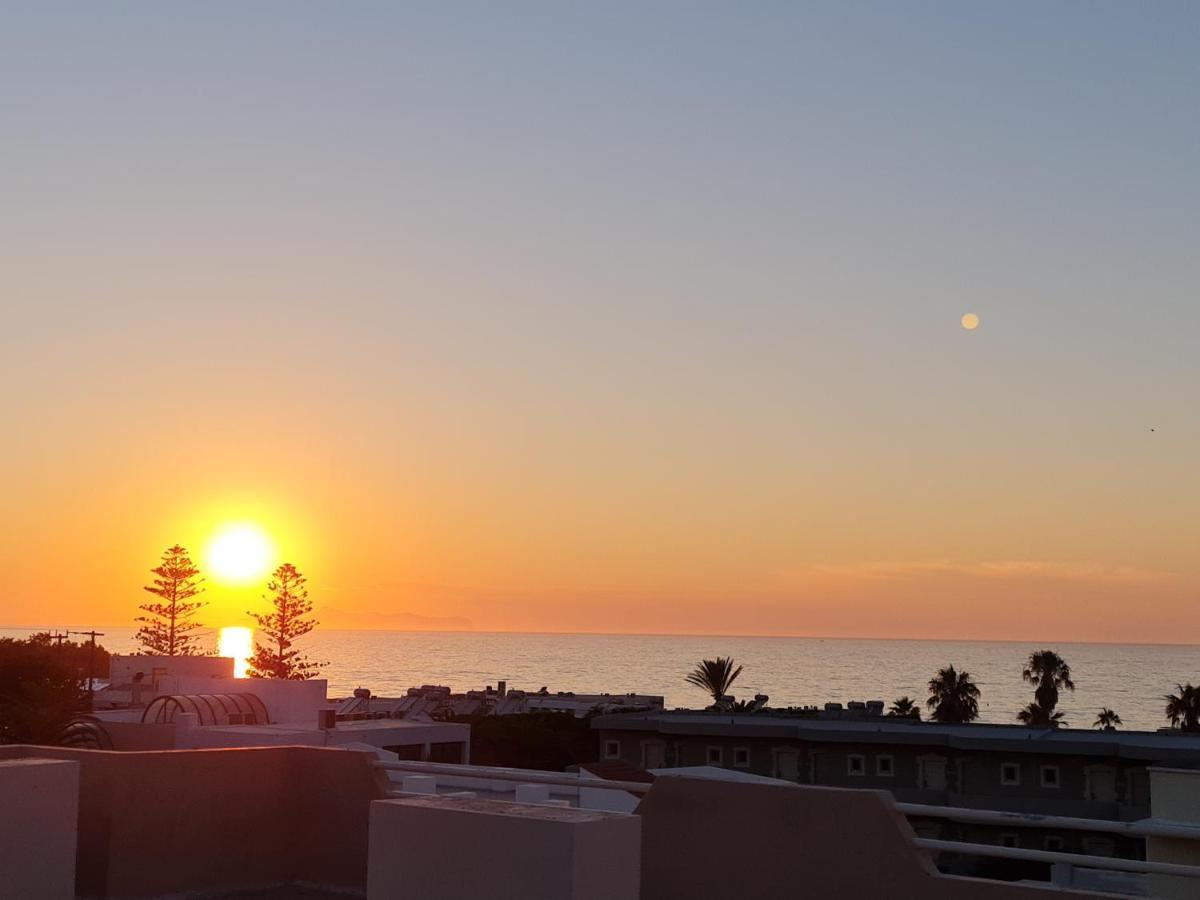 Dioni Hotel Adelianos Kampos Buitenkant foto
